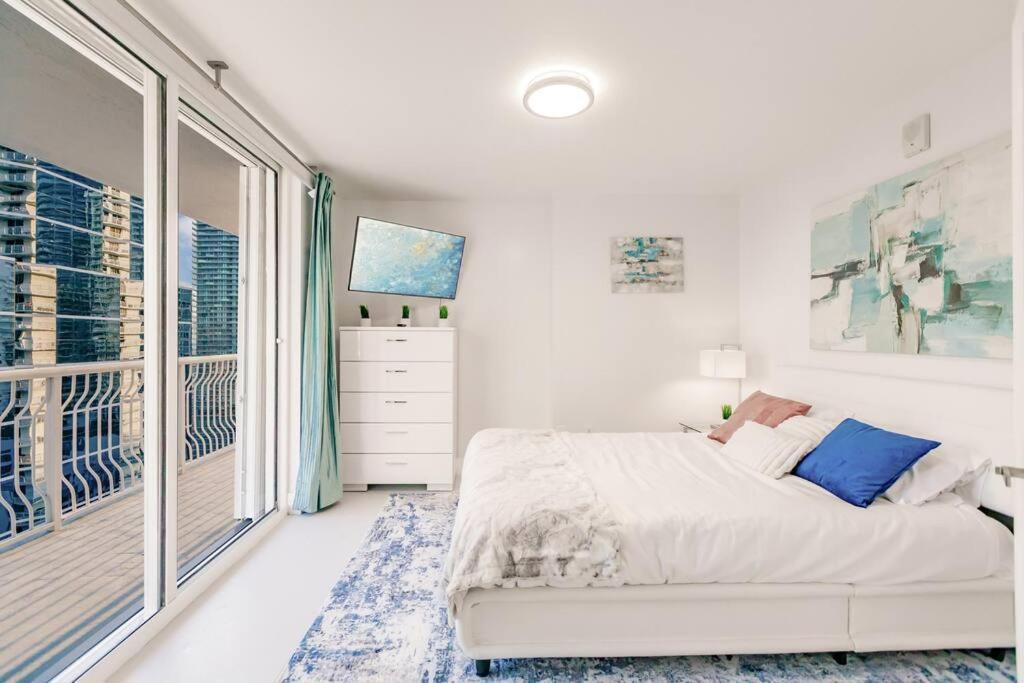 Upscale Brickell 3 Bedroom With Water Views And Free Parking Miami Exterior foto