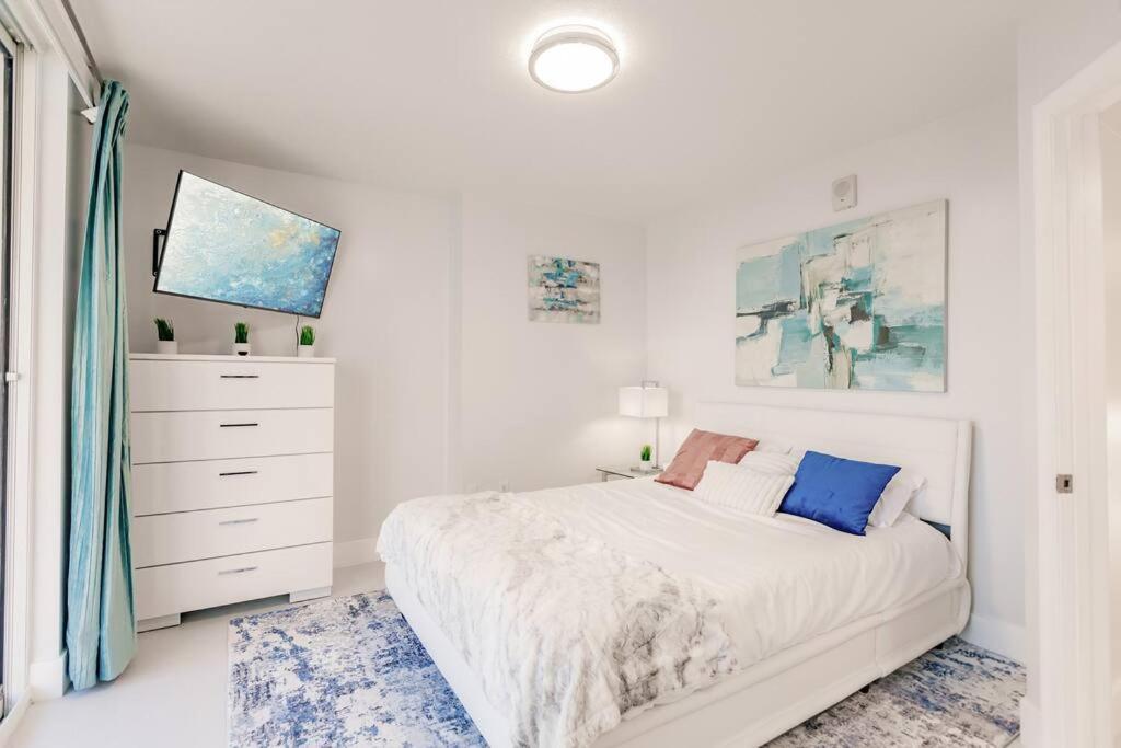 Upscale Brickell 3 Bedroom With Water Views And Free Parking Miami Exterior foto