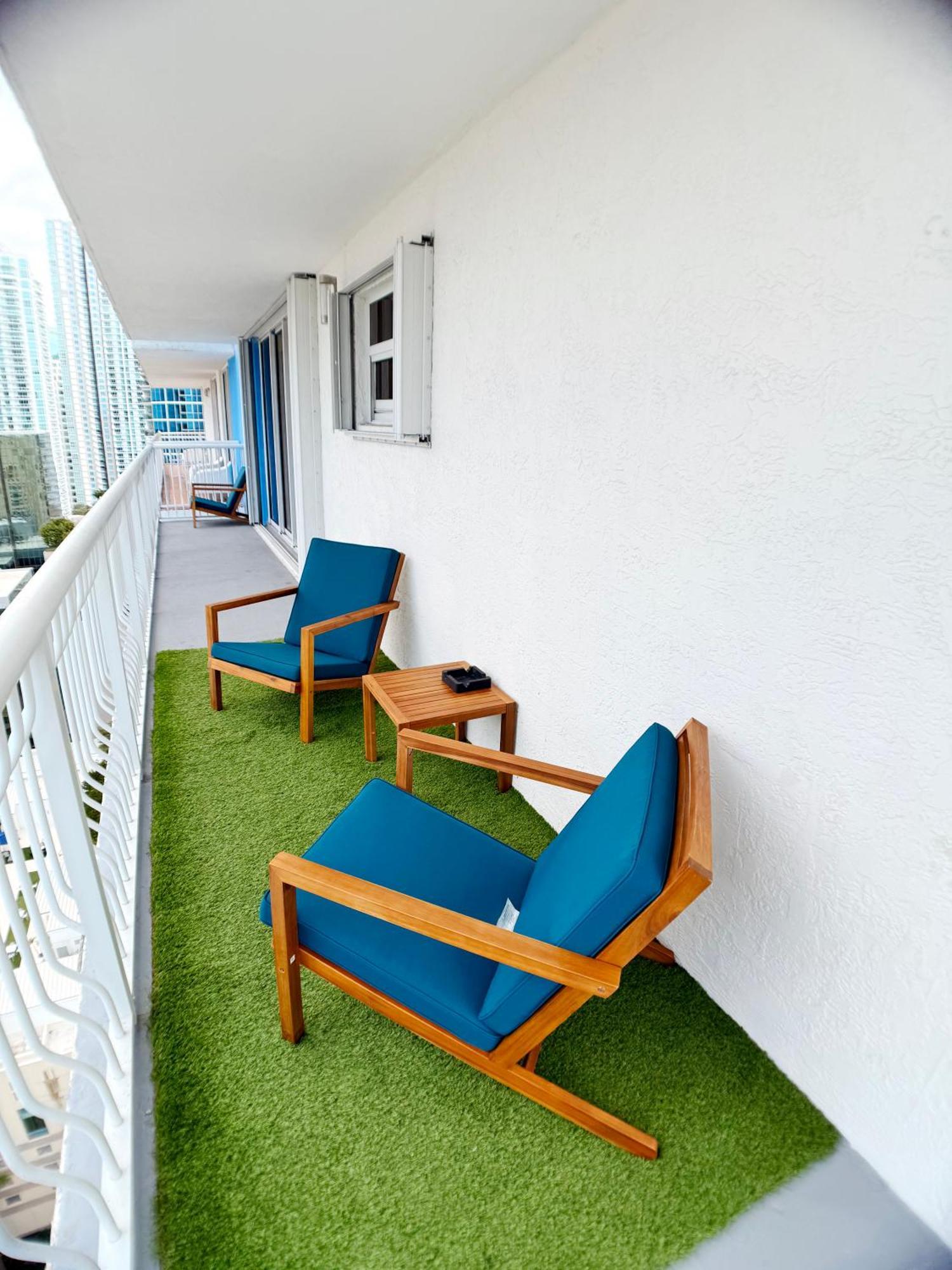 Upscale Brickell 3 Bedroom With Water Views And Free Parking Miami Exterior foto